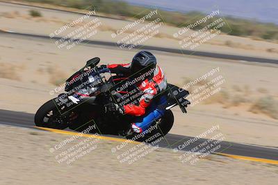 media/Oct-08-2022-SoCal Trackdays (Sat) [[1fc3beec89]]/Turn 9 Inside (10am)/